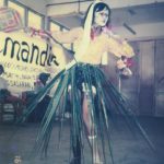 Images of children working with found materials in the integrated arts programme
Source: Seni Kreatif USM